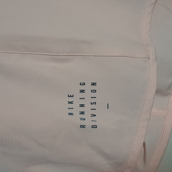 Nwt women's nike running division shorts - Picture 3 of 5